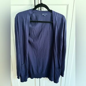 GAP blue sweater